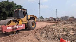 Islamabad Expressway Service Road Work Causes Dust, Power Cuts